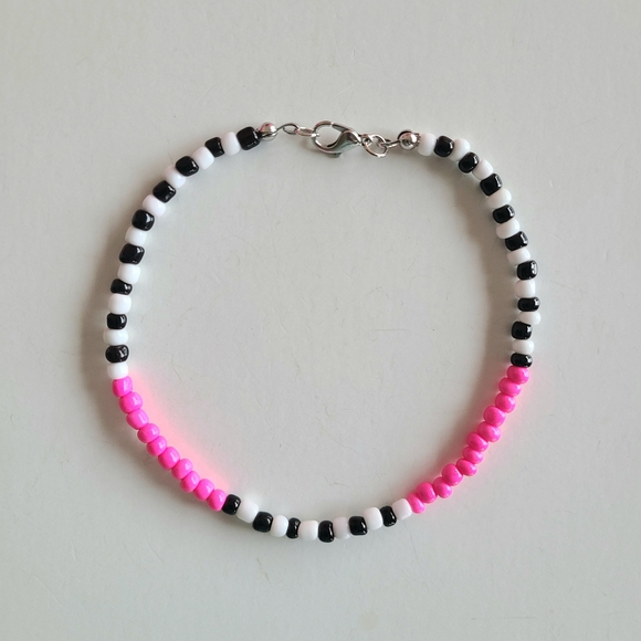 Pink and Black Beaded Ankle Bracelet - Picture 1 of 8